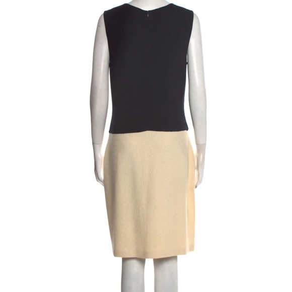 ST. JOHN COLLECTION Scoop Neck colorblock pattern knit sheath mini Dress - Picture 4 of 6